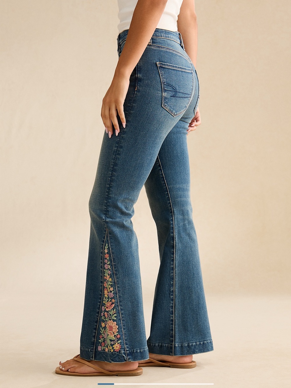 American Eagle AE Super High-Waisted Embroidered Flare Jean 2R